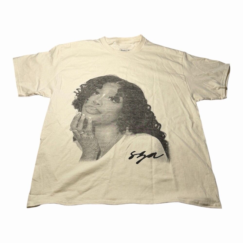 SZA Graphic T Shirt Womens XL NWOT Beige Portrait Tee Short Sleeve